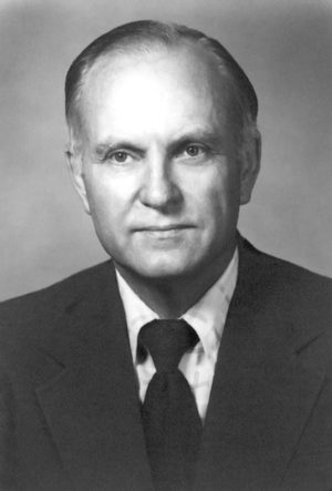 Portrait of Hans F. Sennholz